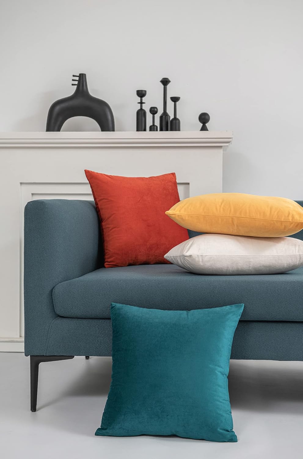 DEZENE Throw Pillow Covers 18x18 Teal: Pack of 2 Cozy Soft Velvet Square Modern Luxury Decorative Throw Pillow Cases for Sofa Couch Living Room Bed Home Decor