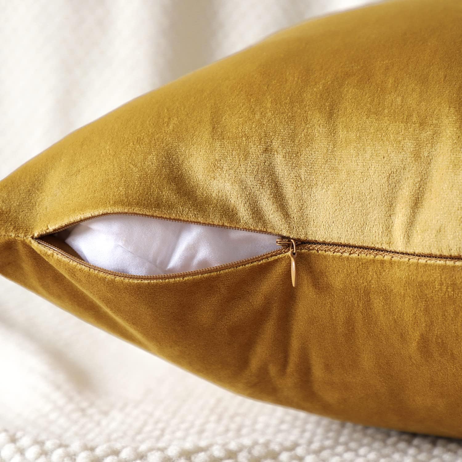 Artscope Luxury Velvet Pillow Covers Super Soft Decorative Square Throw Pillow Covers Case Cushion Covers for Sofa Couch Bedroom Car Decor 12x20 Inch Gold