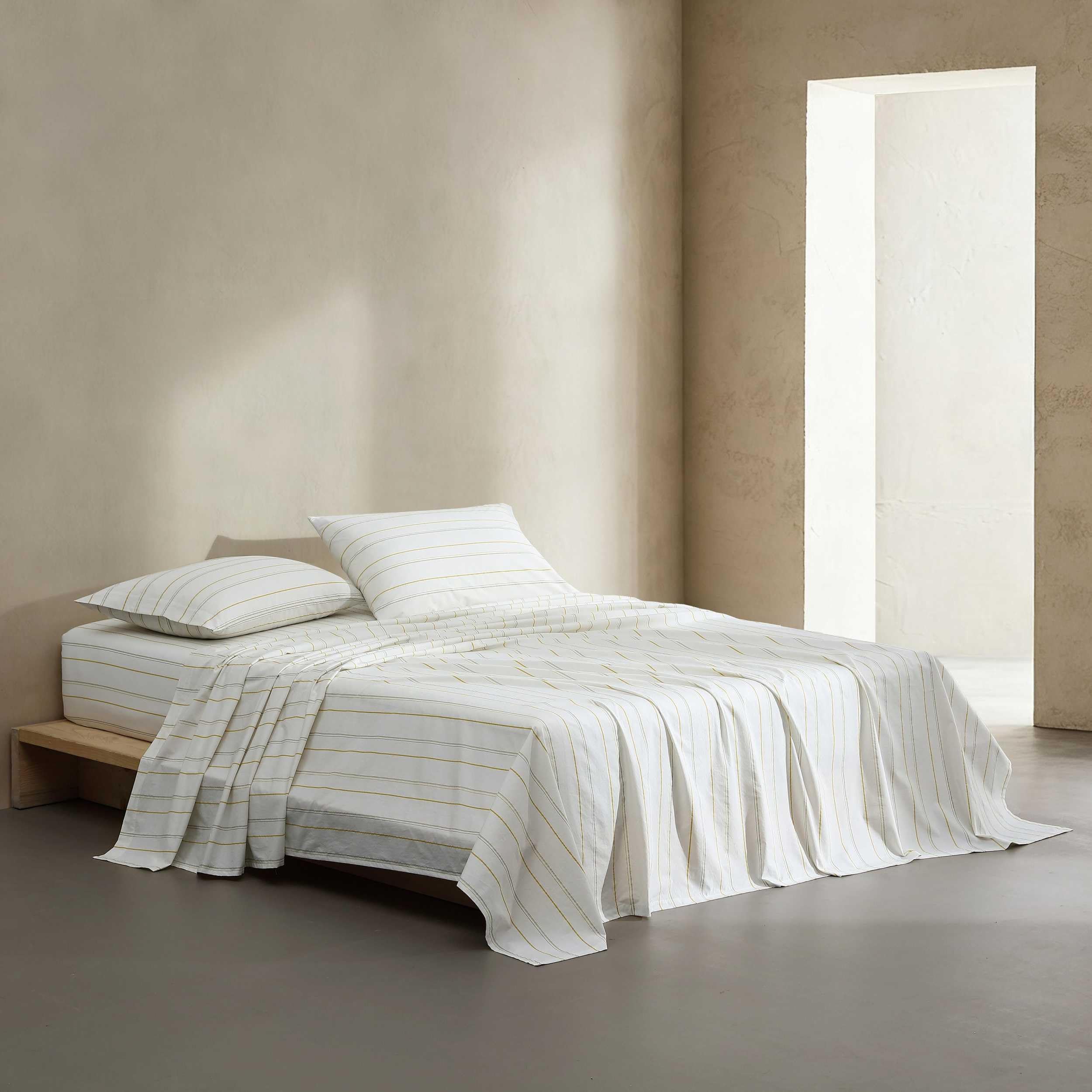 Calvin Klein - Queen Bed Sheets, Relaxed Garment Washed Cotton Percale Bedding Set with Matching Pillowcases, Deep Pockets, Oeko-TEX Certified (Washed Percale Steel Blue, Queen)
