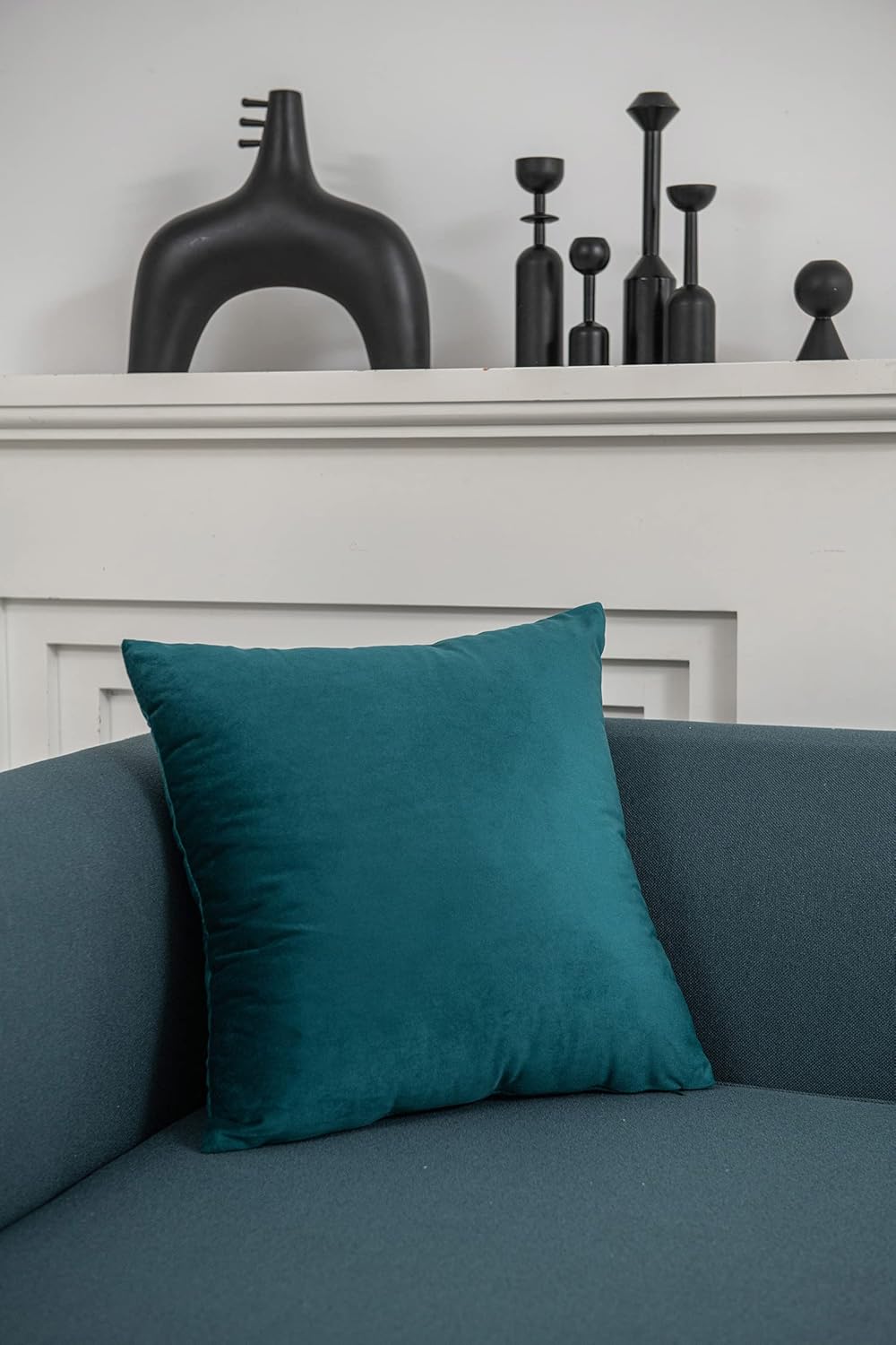 DEZENE Throw Pillow Covers 18x18 Teal: Pack of 2 Cozy Soft Velvet Square Modern Luxury Decorative Throw Pillow Cases for Sofa Couch Living Room Bed Home Decor