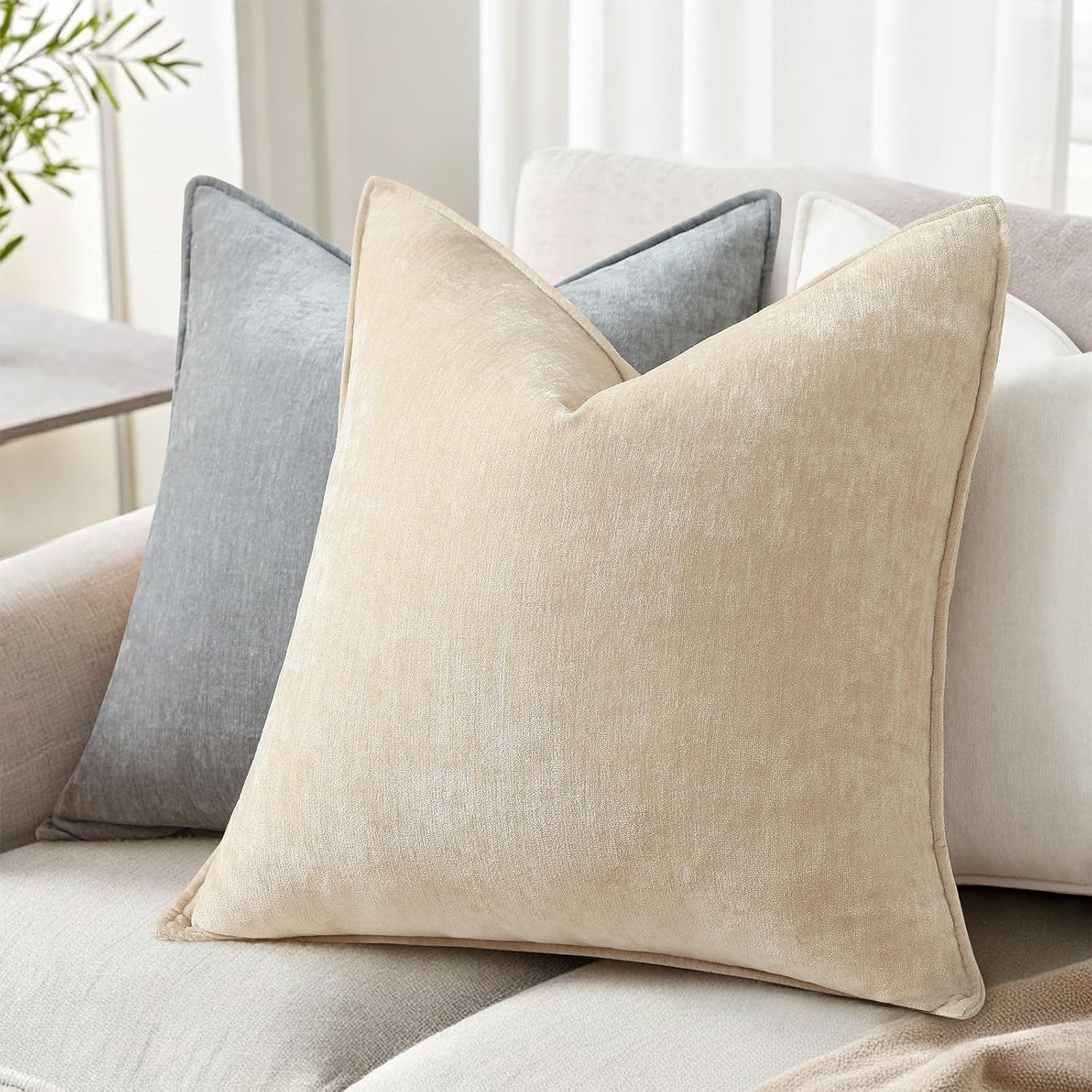 decorUhome Summer Couch Throw Pillow Covers 18x18 Set of 2, Decorative Soft Velvet Modern Cozy Chenille Pillow Cases with Elegant Design for Sofa Bed Living Room Home Decor, Beige
