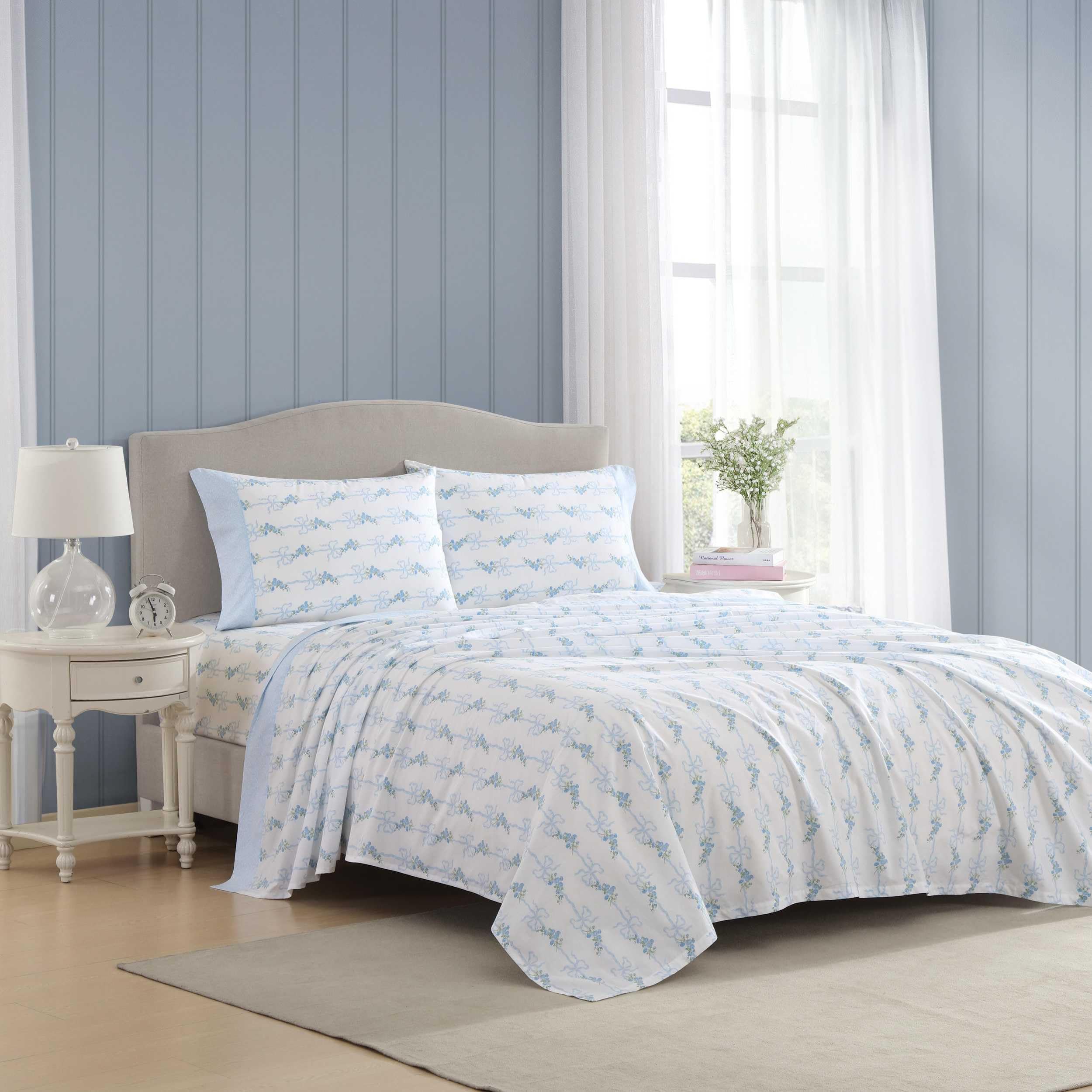 Laura Ashley - Queen Sheets, Cotton Percale Bedding Set, Lightweight & Breathable Home Decor (Evie Pink, Queen)