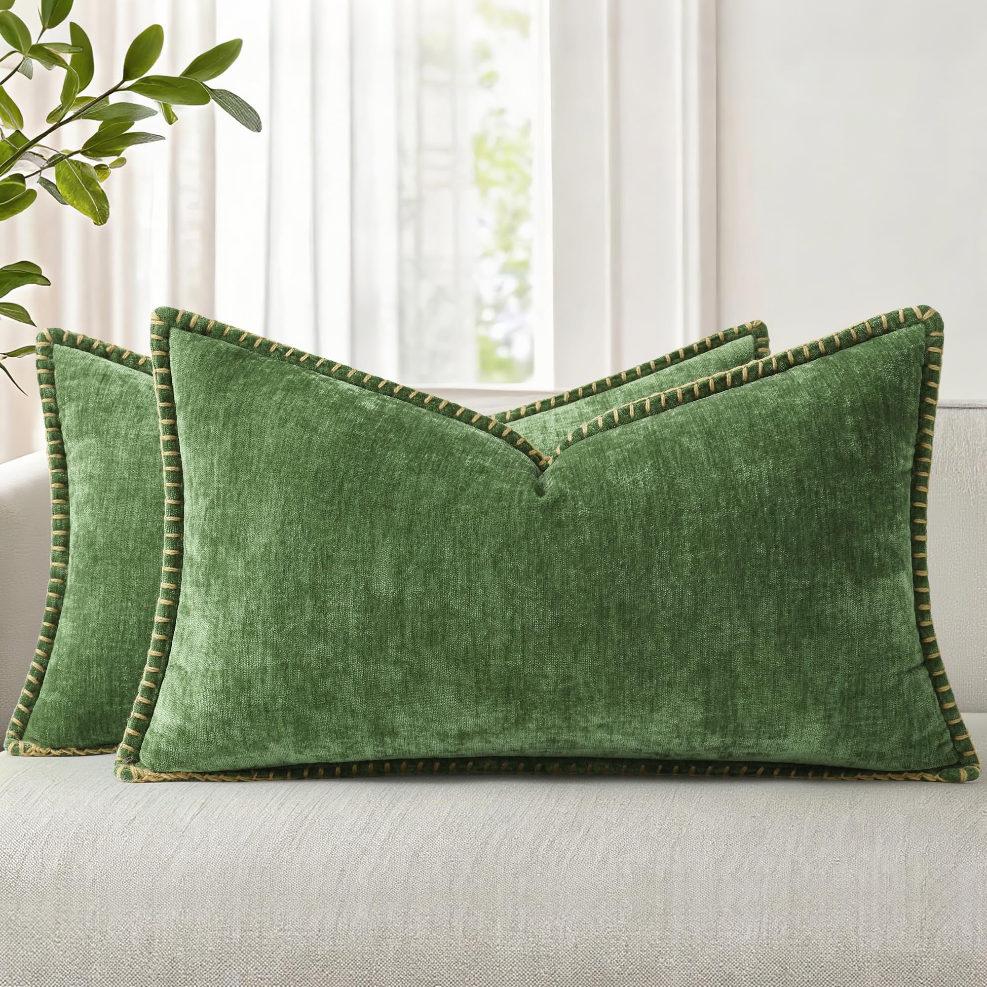 decorUhome Chenille Soft Cozy Throw Pillow Covers 18x18 Set of 2, Modern Farmhouse Boho Velvet Decorative Pillow Cases with Stitched Edge for Couch Sofa Bed Home Decor, Forest Green